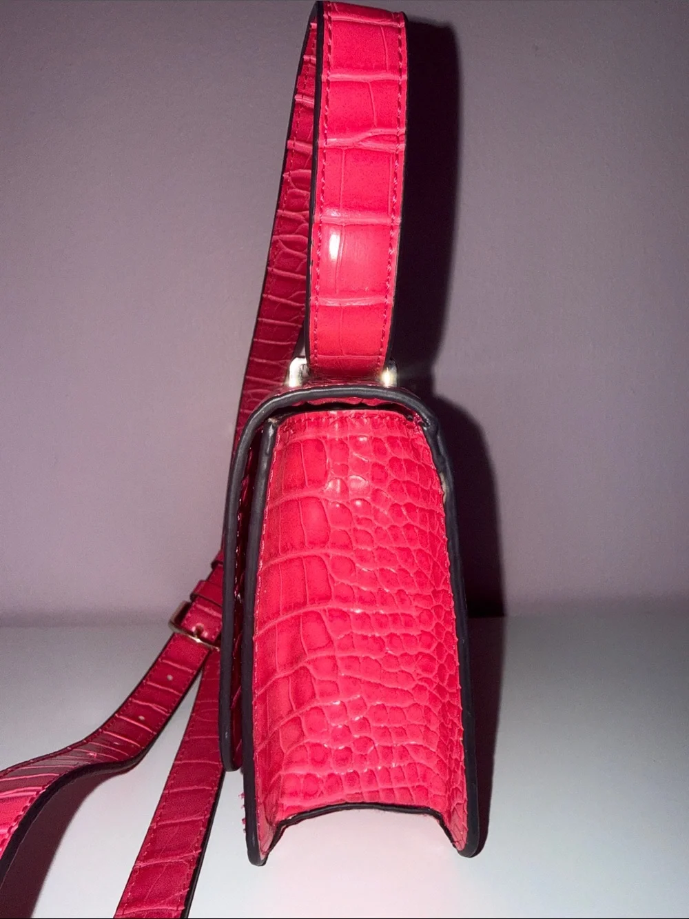 GUESS Hot Pink Croc-Embossed Crossbody Bag with Gold G